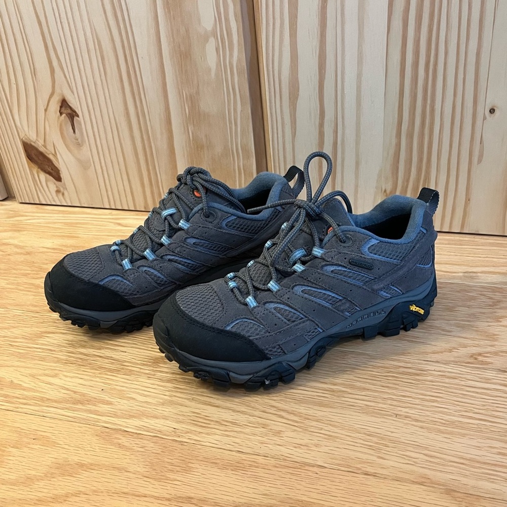 Merrell Gray and Black Athletic Shoes